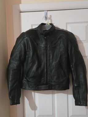 NWOT Frank Thomas Women's Leather Armored Motorcycle Jacket - Size 12 / 42